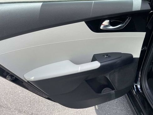 Used 2020 Kia Forte EX FWD image 6