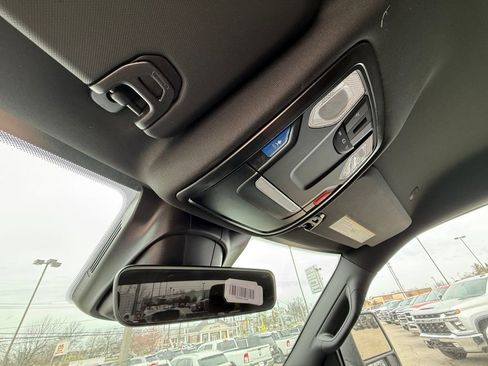 New 2026 RAM 2500 Tradesman AWD/4WD image 23