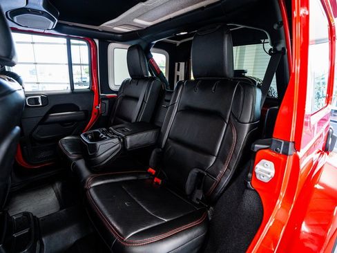 Used 2020 Jeep Wrangler Unlimited Rubicon w/ Dual Top Group image 55