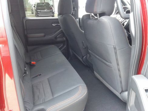 Used 2023 Nissan Frontier Pro-X w/ Technology Package image 11