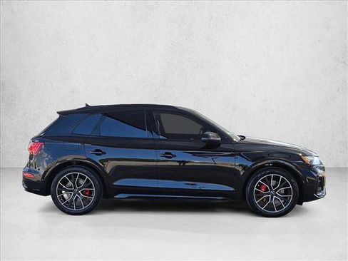 Used 2023 Audi SQ5 Prestige image 4