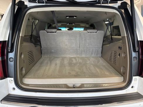 Used 2018 Chevrolet Suburban Premier AWD/4WD image 29