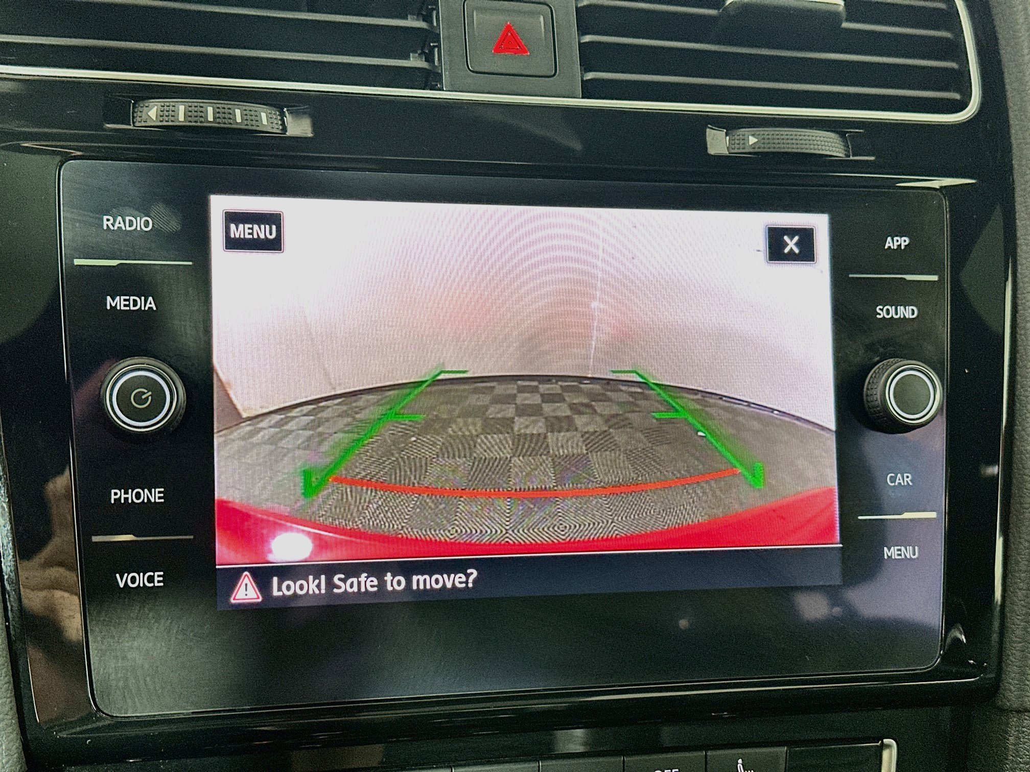 Used 2019 Volkswagen GTI SE FWD image 13