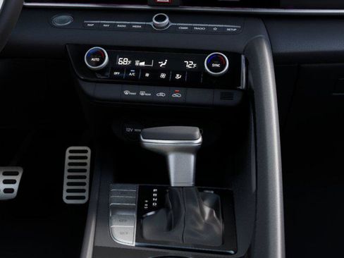 New 2026 Hyundai Elantra Sport image 16