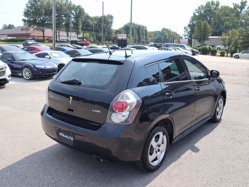 Used 2010 Pontiac Vibe w/ Preferred Package image 10