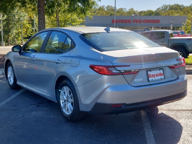 Used 2025 Toyota Camry LE FWD image 15