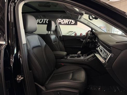 Used 2020 Audi Q7 3.0T Premium Plus AWD/4WD image 34