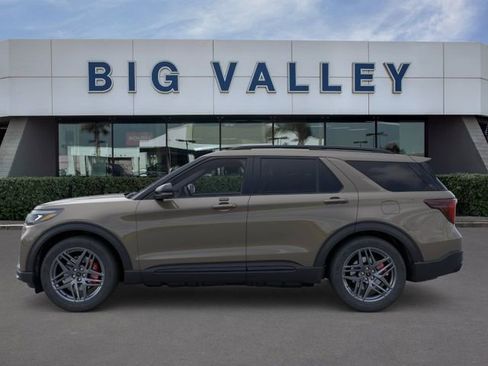 New 2026 Ford Explorer ST w/ Sun And Sound Package image 3