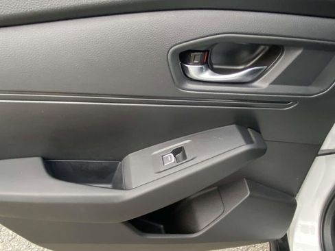 Used 2023 Honda Accord Sport image 11