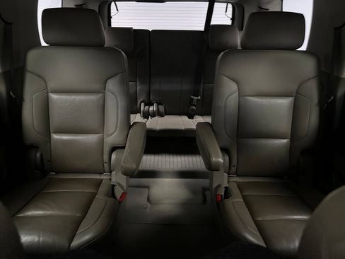 Used 2019 Chevrolet Tahoe LT RWD image 15