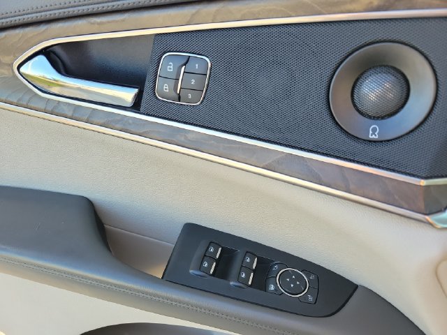 Certified 2019 Lincoln Nautilus Reserve FWD image 24
