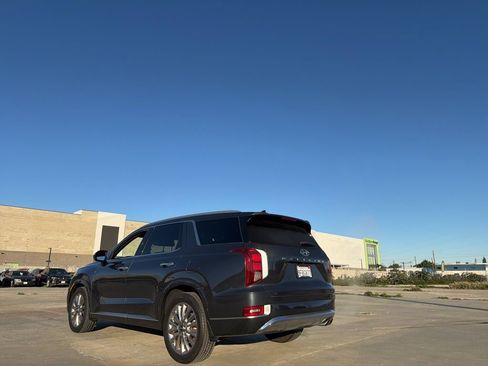 Used 2020 Hyundai Palisade Limited image 3