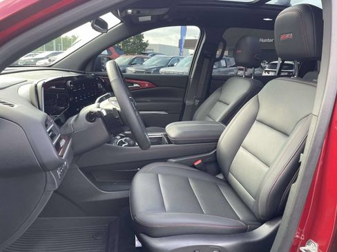 Used 2025 Chevrolet Traverse Z71 w/ Driver Confidence Package AWD/4WD image 10