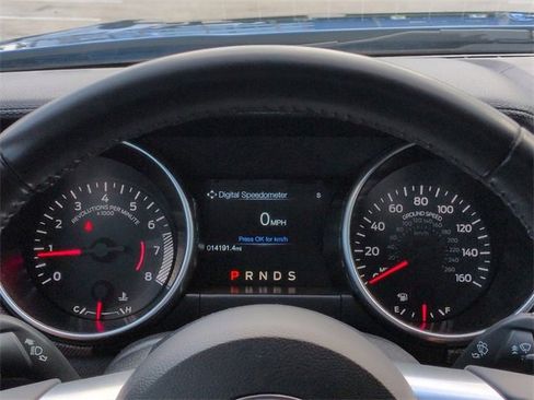 Certified 2018 Ford Mustang Convertible w/ Equipment Group 101A image 25