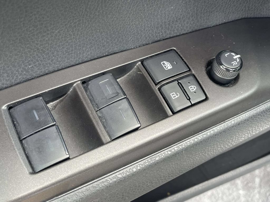 Used 2024 Toyota Camry SE FWD image 15
