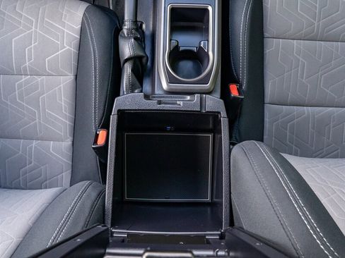 Used 2022 Toyota Tacoma TRD Sport image 25