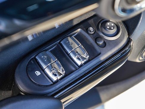 Used 2023 MINI Cooper S image 24