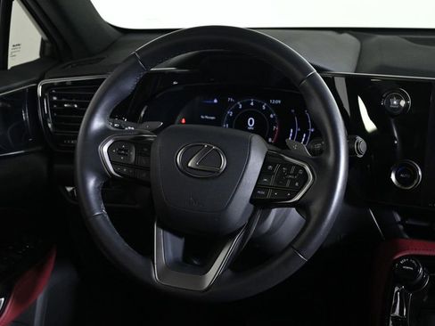 Used 2023 Lexus NX 250 FWD image 10