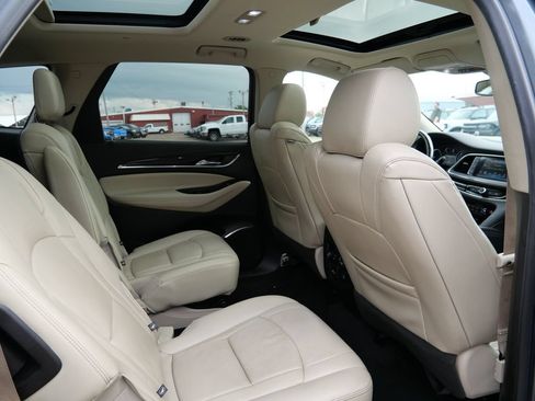 Used 2018 Buick Enclave Premium w/ Experience Buick Package AWD/4WD image 13