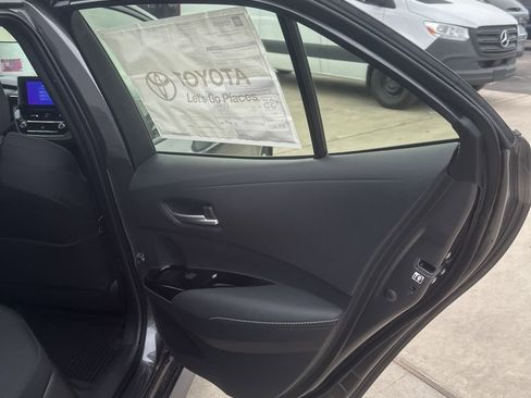 Used 2026 Toyota Corolla SE image 12