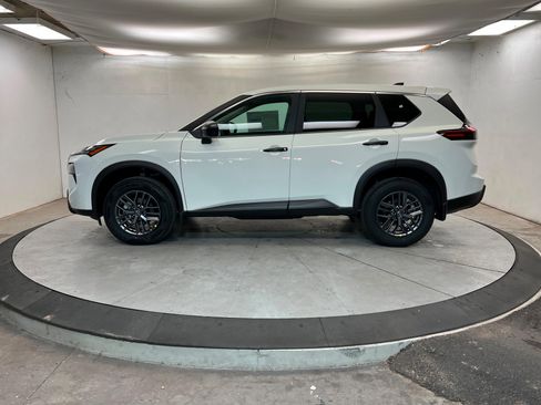 New 2026 Nissan Rogue S image 2