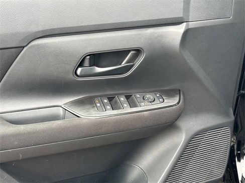 New 2026 Nissan Kicks S image 20