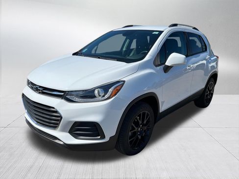Used 2021 Chevrolet Trax LT w/ Driver Confidence Package AWD/4WD image 8