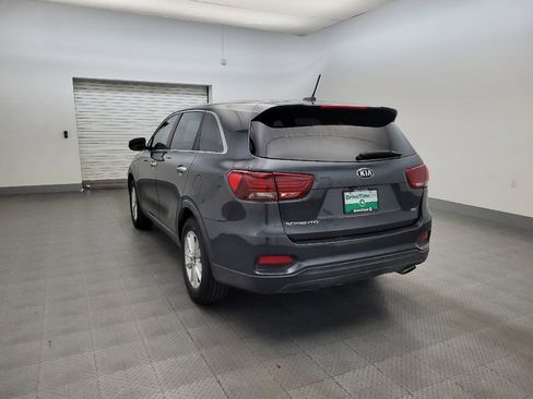 Used 2020 Kia Sorento LX FWD image 5