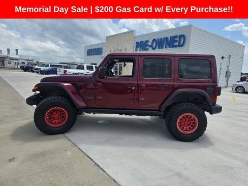 Used 2022 Jeep Wrangler Unlimited Rubicon w/ Cold Weather Group AWD/4WD image 6