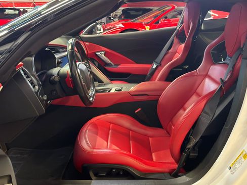 Used 2018 Chevrolet Corvette Z06 RWD image 17