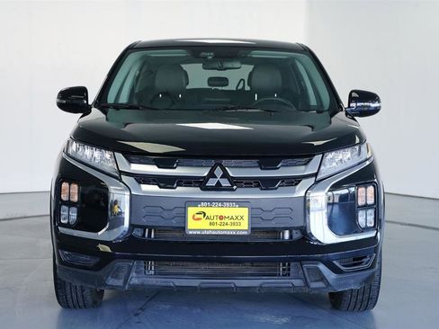 Used 2024 Mitsubishi Outlander Sport SE image 3