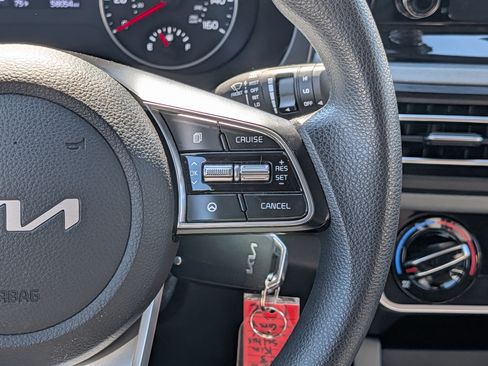 Used 2023 Kia Seltos LX AWD/4WD image 23