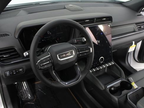 New 2026 GMC Terrain AT4 w/ Convenience Package III image 10