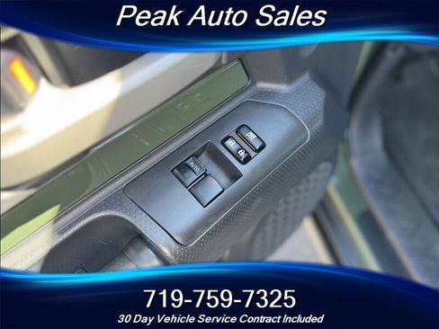 Used 2014 Toyota FJ Cruiser 4WD w/ Upgrade Package image 13