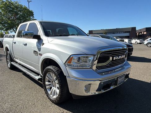 Used 2017 RAM 1500 Laramie Longhorn RWD image 3