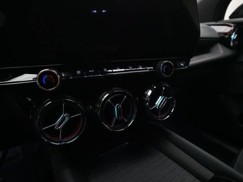 Used 2024 Chevrolet Blazer EV RS image 21