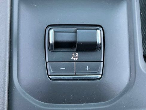 Used 2025 GMC Sierra 2500 Denali w/ Denali Reserve Package AWD/4WD image 29