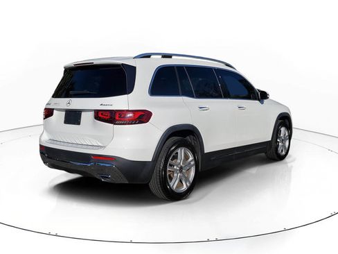 Used 2021 Mercedes-Benz GLB 250 GLB 250 image 4