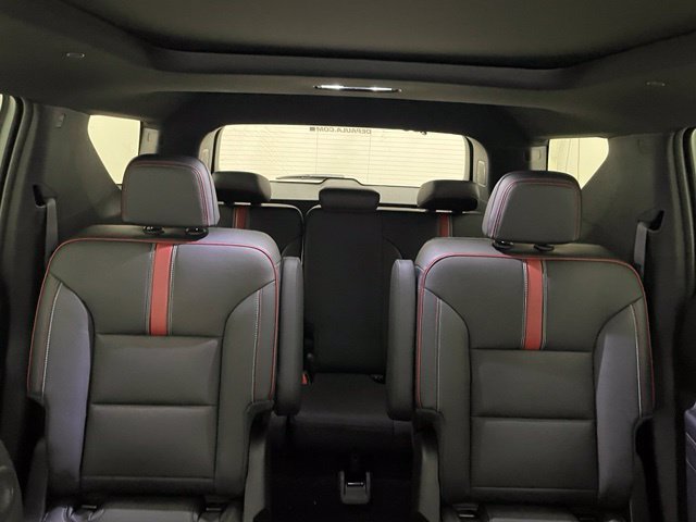 New 2027 Chevrolet Traverse RS w/ LPO, Floor Liner Package AWD/4WD image 15
