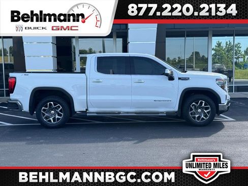 Used 2023 GMC Sierra 1500 SLT w/ SLT Premium Package AWD/4WD image 1