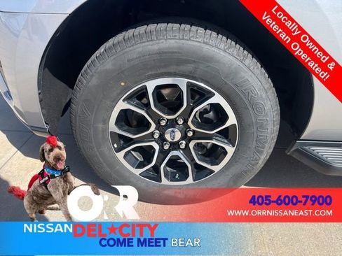 Used 2024 Ford Expedition Max XLT AWD/4WD image 9