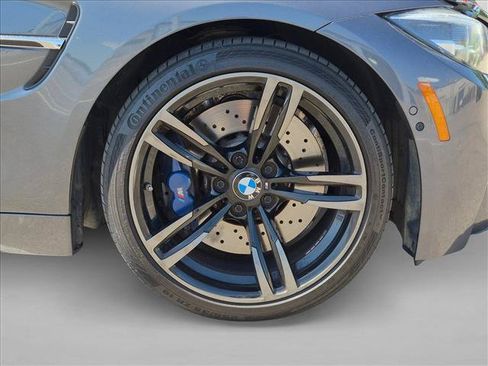 Used 2020 BMW M4 Convertible w/ Executive Package RWD image 21