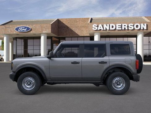 New 2025 Ford Bronco 4-Door image 3