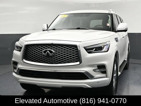 Used 2022 INFINITI QX80 Luxe w/ Cargo Package AWD/4WD image 3