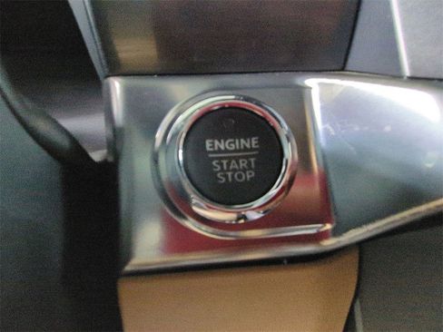 Used 2023 Ford F150 Lariat w/ Equipment Group 502A High image 20