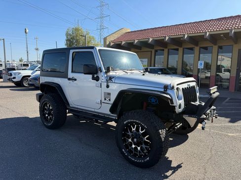Used 2009 Jeep Wrangler X image 19
