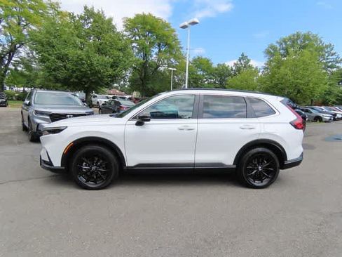 Used 2024 Honda CR-V Sport image 3