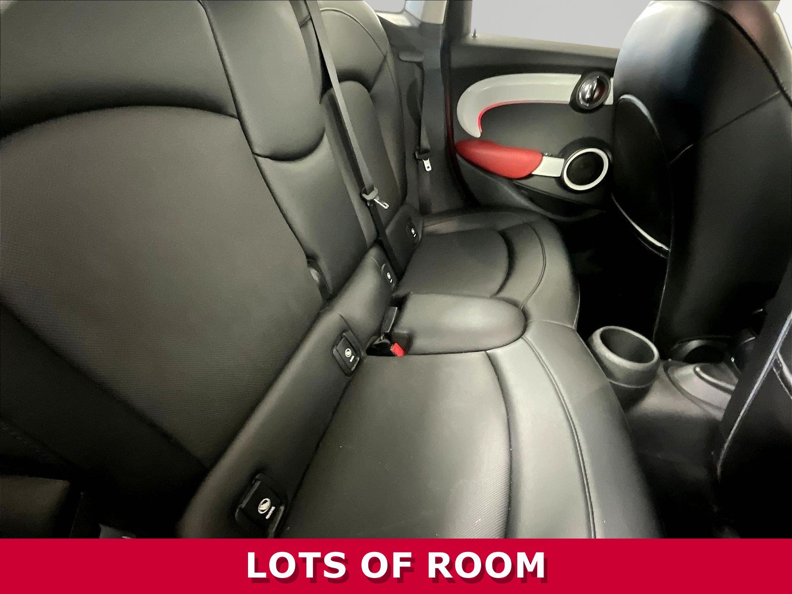 Used 2016 MINI Cooper 4-Door Hardtop FWD image 22