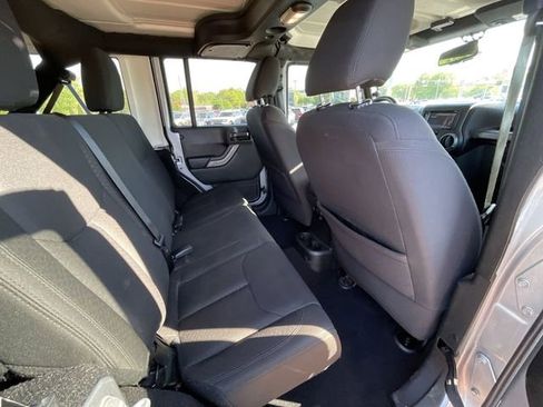 Used 2017 Jeep Wrangler Unlimited Sport w/ Quick Order Package 24S AWD/4WD image 19
