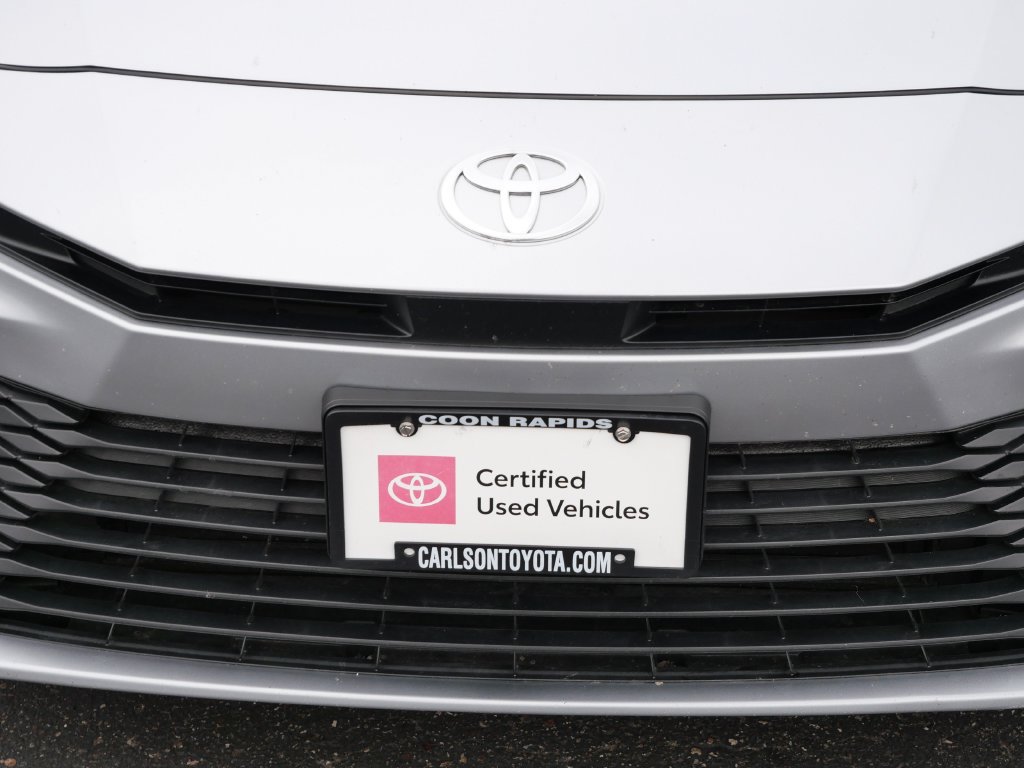 Certified 2025 Toyota Camry LE FWD image 9